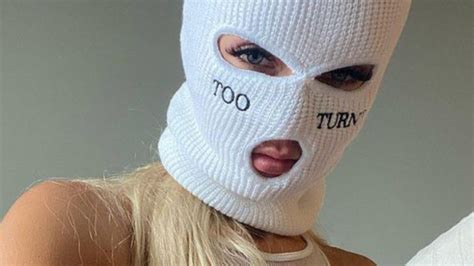 ski mask girl of leak|TikTok star TheSkiMaskGirl accidental face reveal。